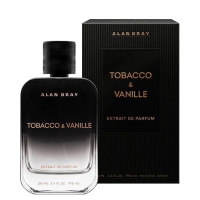 Ларисаның түкті кискасы Куни кискасымен бетіне отырды (жеке видео)