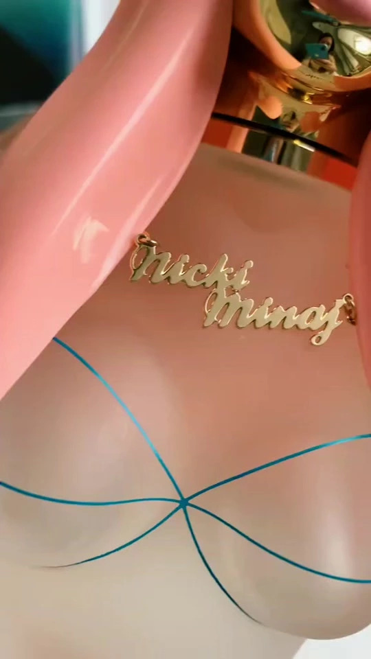 Nicki Minaj Pink Friday краткий обзор
